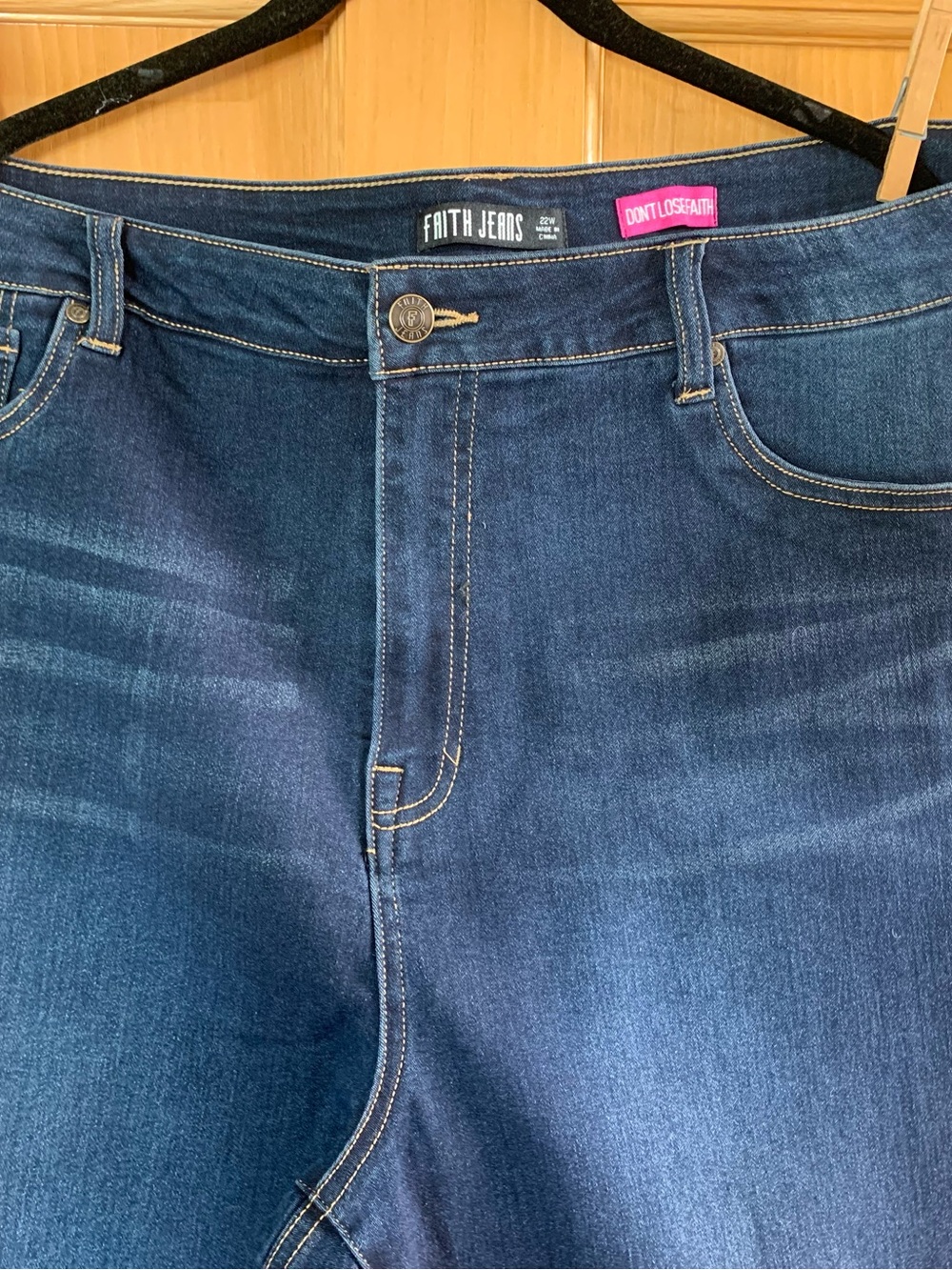 Plus size Women’s Dark Wash Skinny Stretch Jeans
